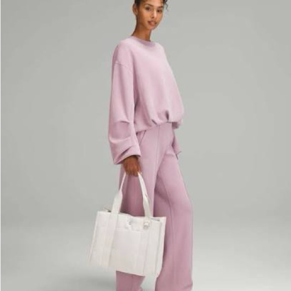 Lululemon Boxy Tote Bag 10L - Picture 8 of 10